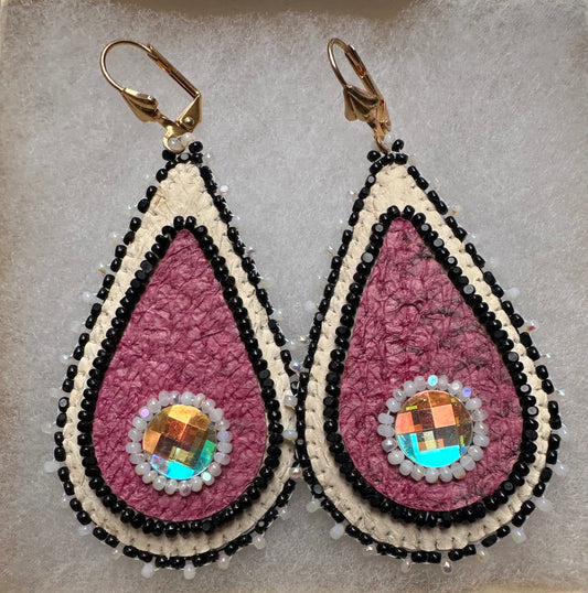 Berry teardrops for the holidays with iridescent centers
